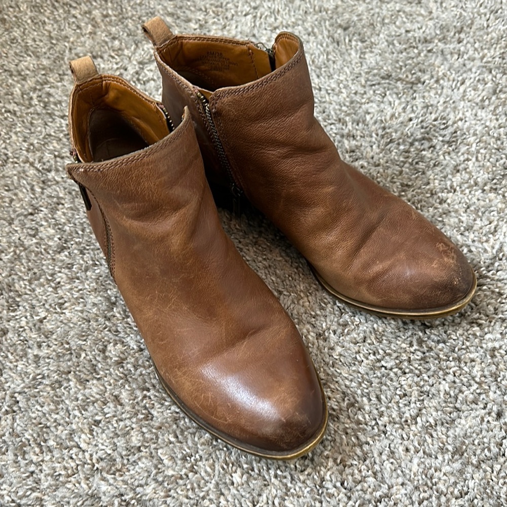 Brown leather Lucky Brand Basel bootie